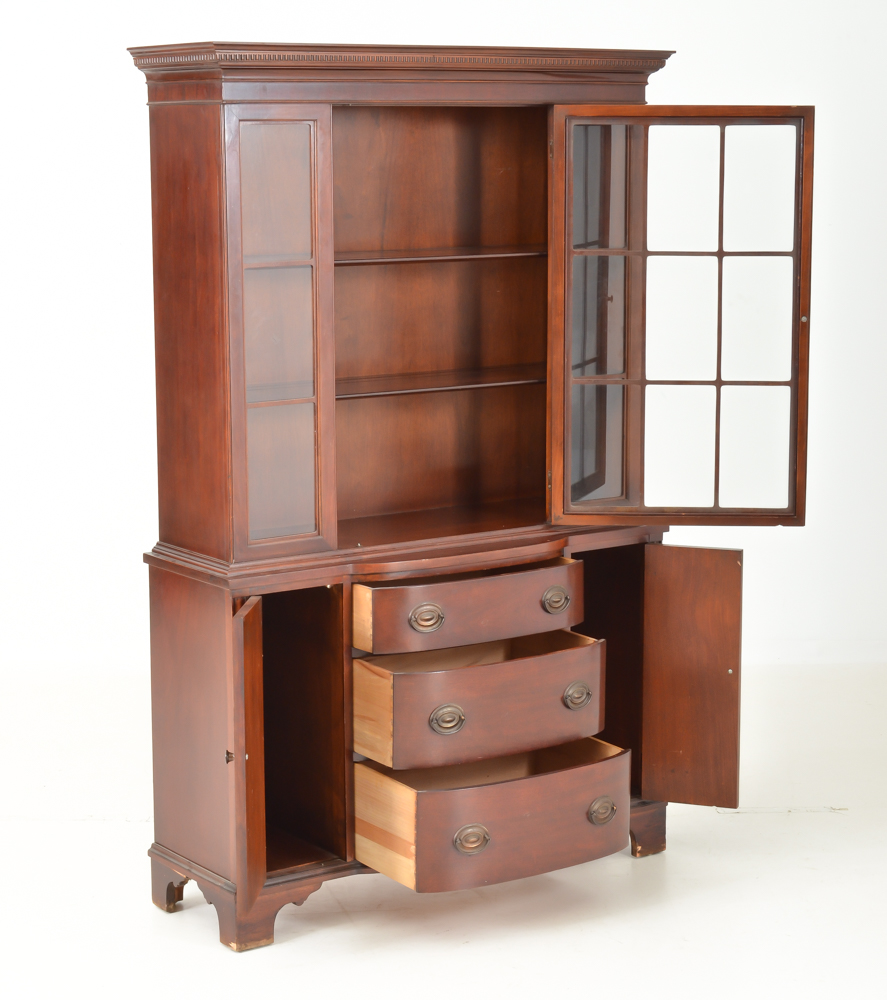 Hepplewhite Style China Hutch