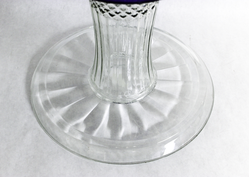 Artisan-Made Colorful Glass Bird Bath with Solar Light