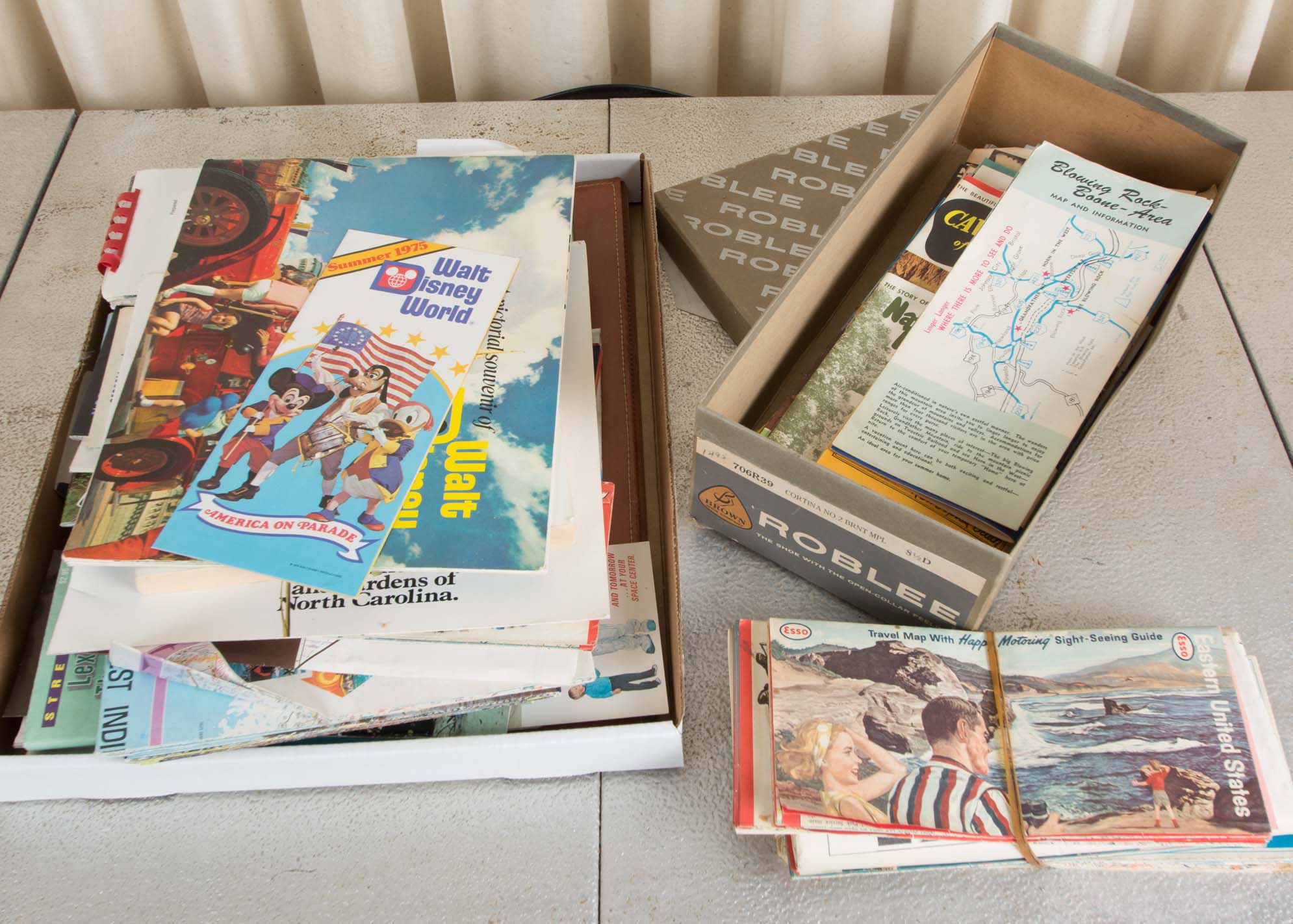 Vintage Maps and Attraction Brochures