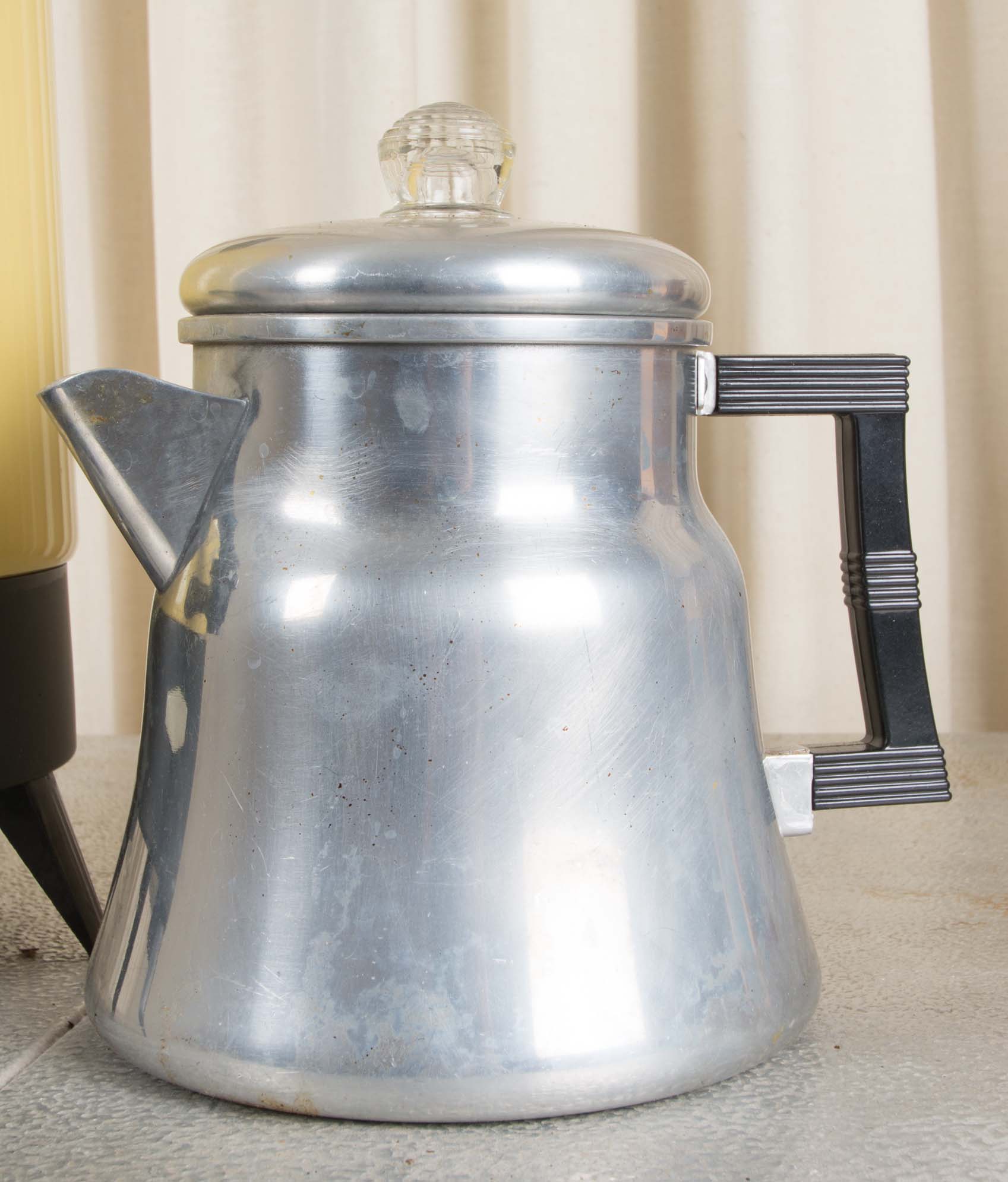 Vintage Coffee Maker Pairing