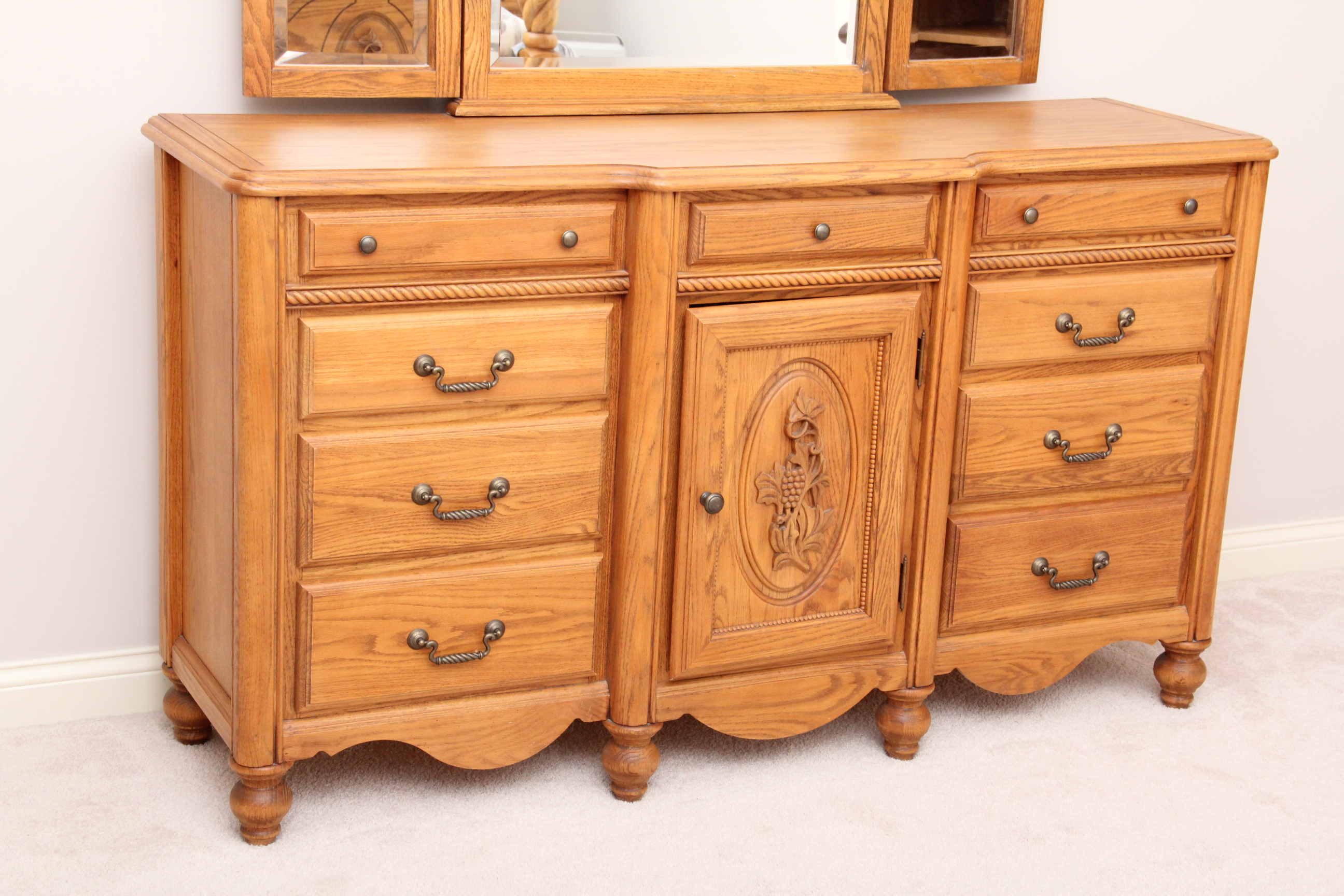 Arbek Oak Dresser with Mirror