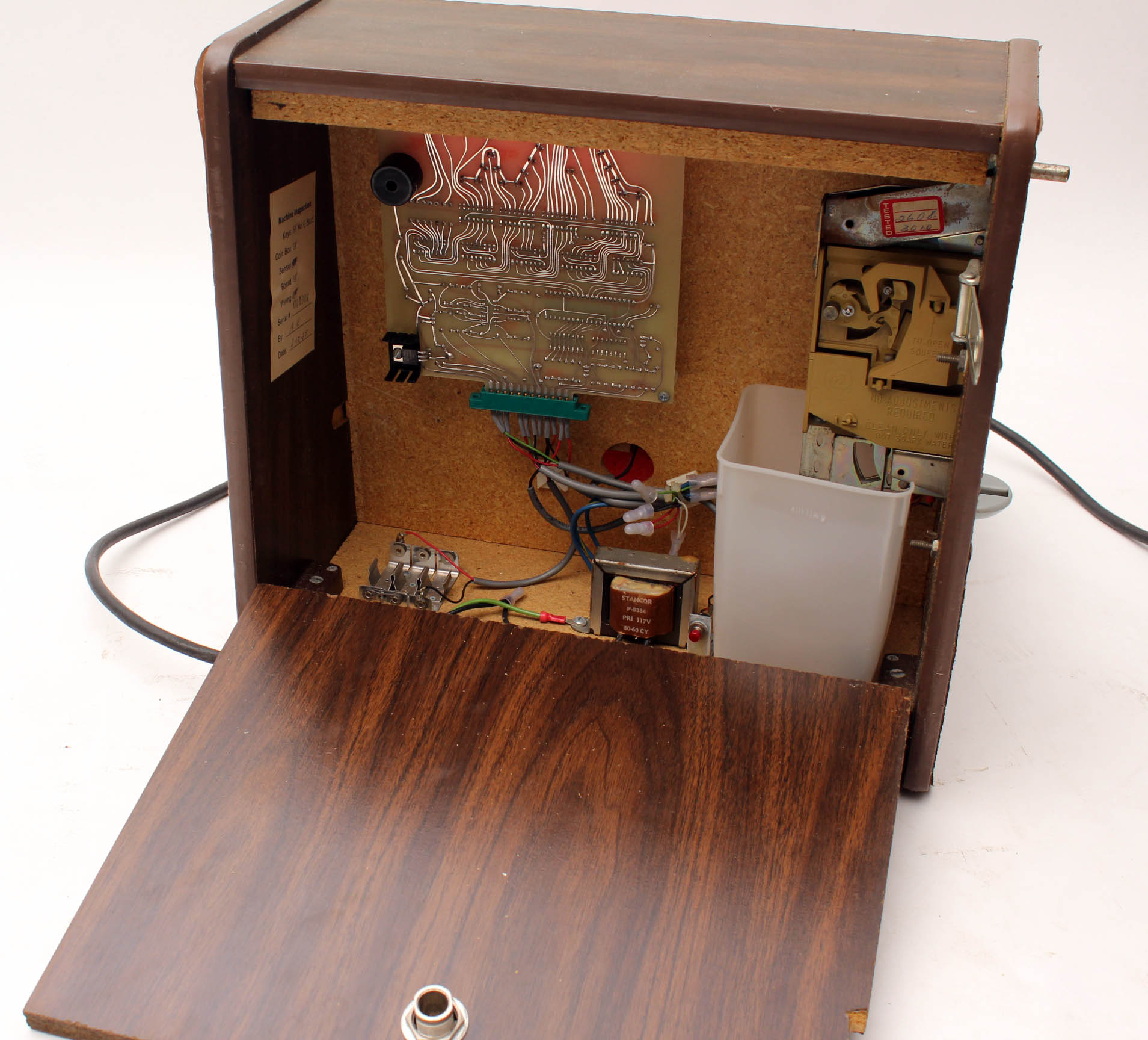 Vintage 1980's Love Analyzer Quarter Game