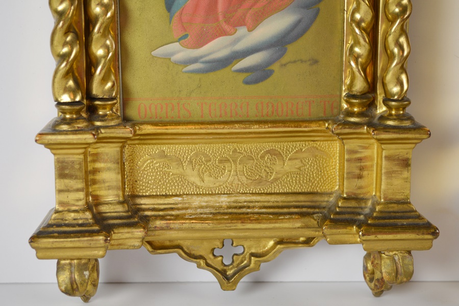 Pair of Framed Florentine Style Chromolithographs