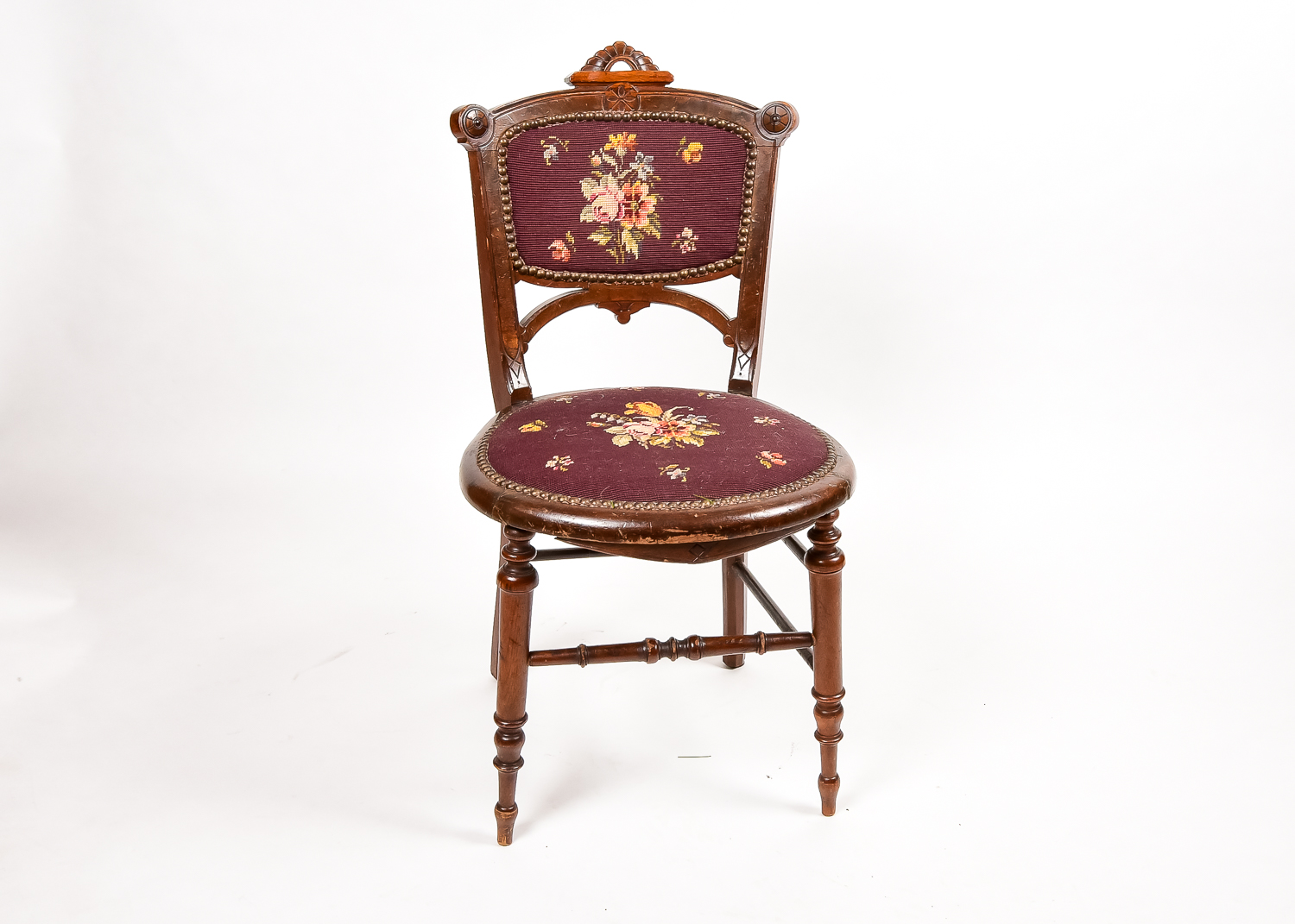 Antique Victorian Walnut Chair