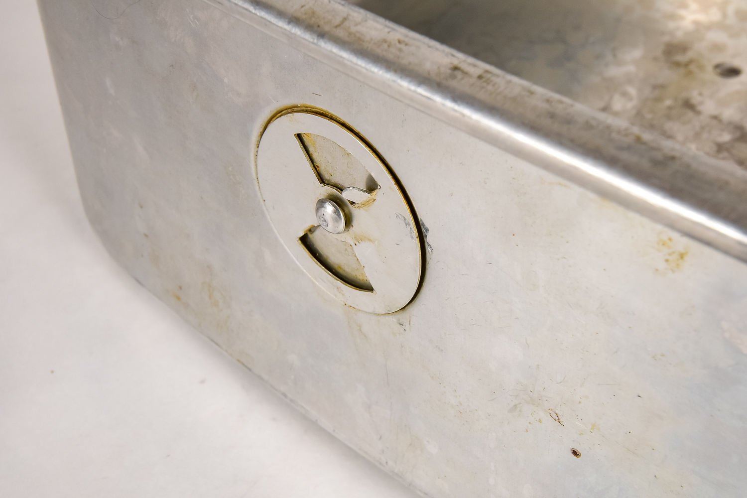 Aluminum Roaster and Copper Chaffing Dish