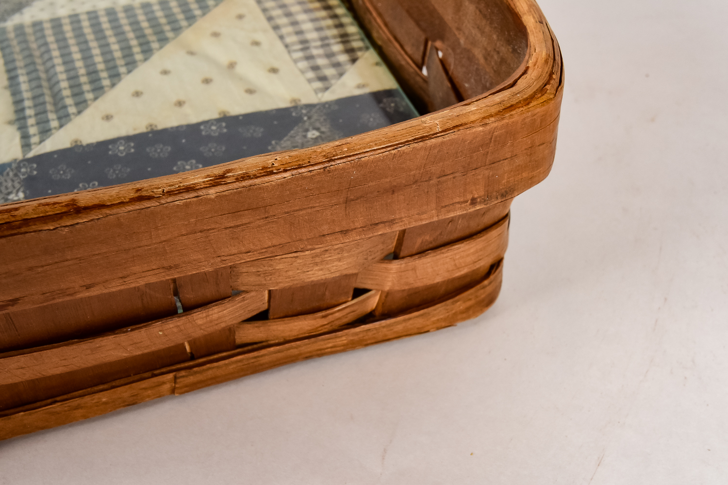 Woven Basket Tray with Patchwork Lining