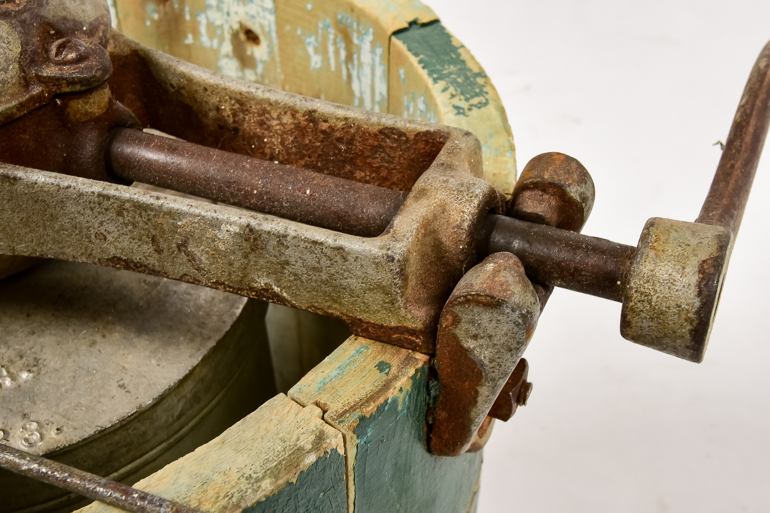 Vintage White Mountain Ice Cream Freezer