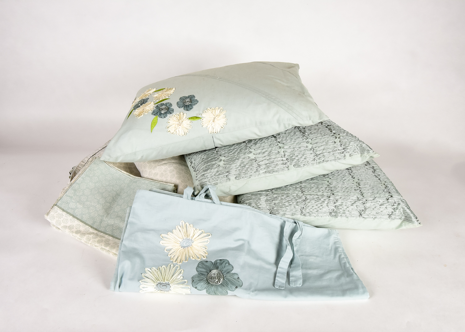 DNKY Queen Size Aqua Bedding