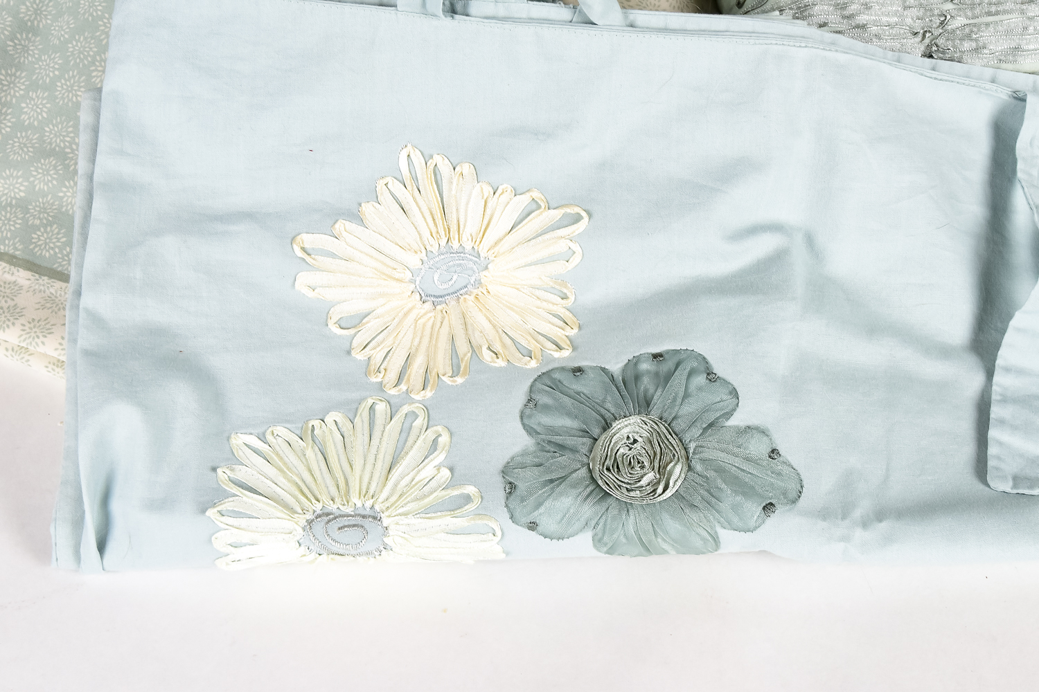 DNKY Queen Size Aqua Bedding