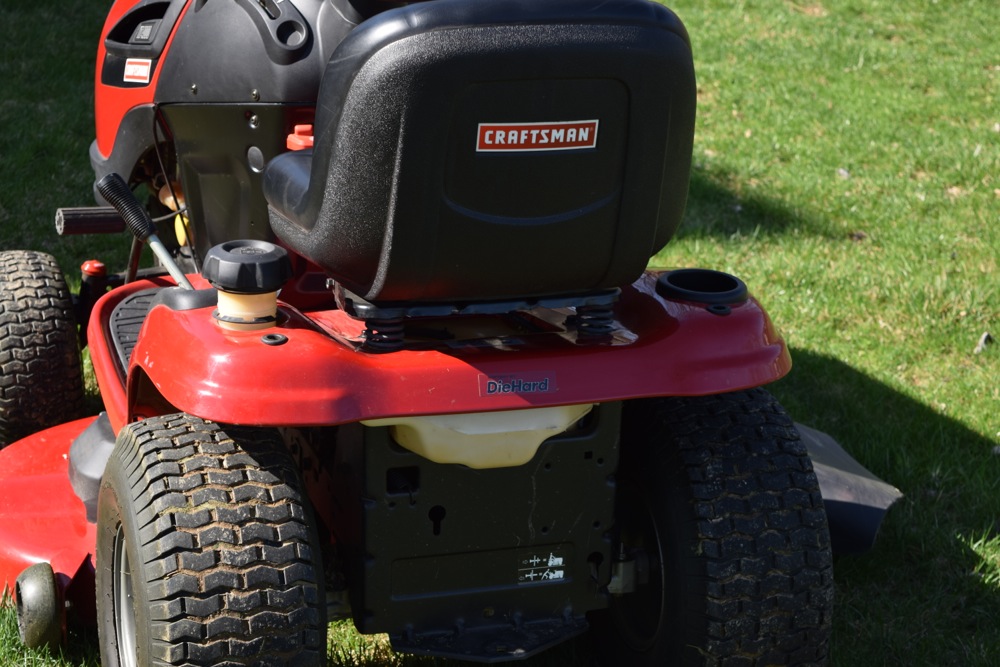 Craftsman YT 4000 Riding Mower