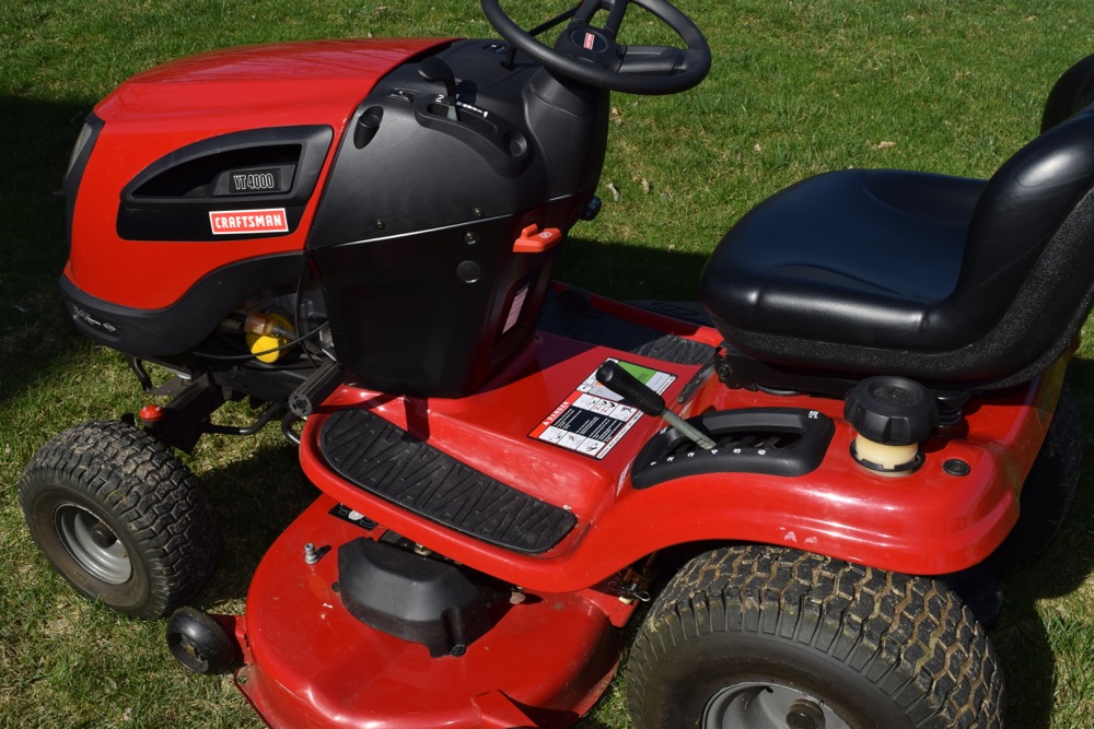 Craftsman YT 4000 Riding Mower
