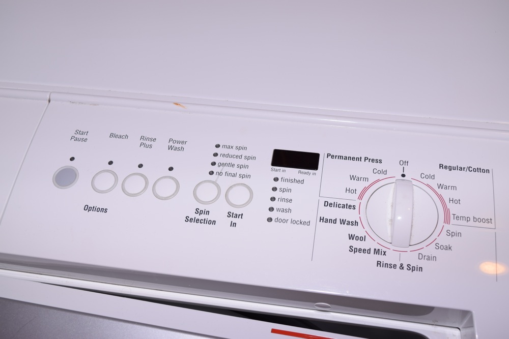 Bosch Nexxt DLX Series Washer and Electric Dryer