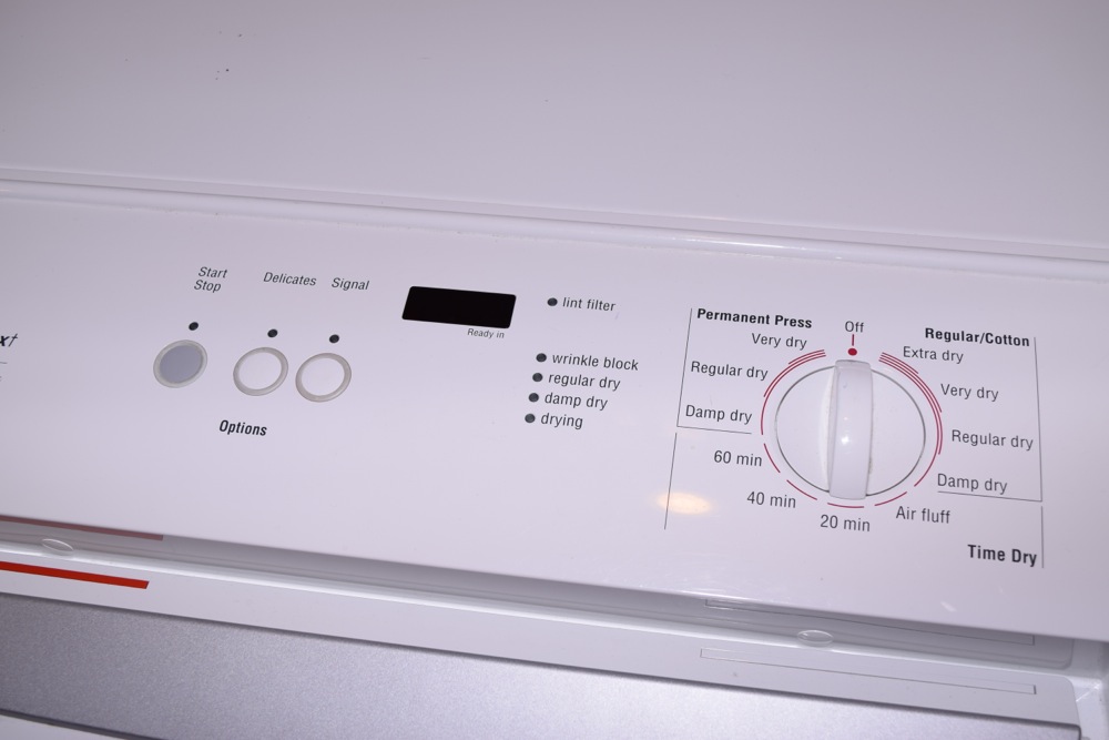 Bosch Nexxt DLX Series Washer and Electric Dryer