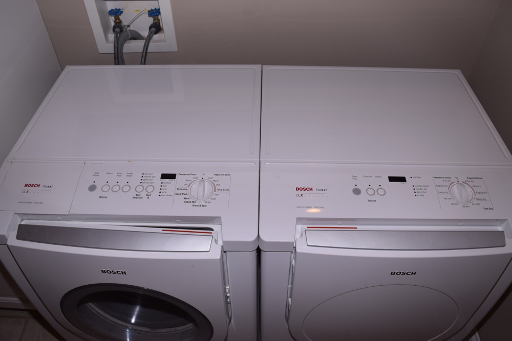 Bosch Nexxt DLX Series Washer and Electric Dryer