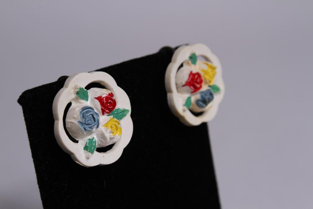 Set of Vintage Composition Ornament Jewelry Pieces