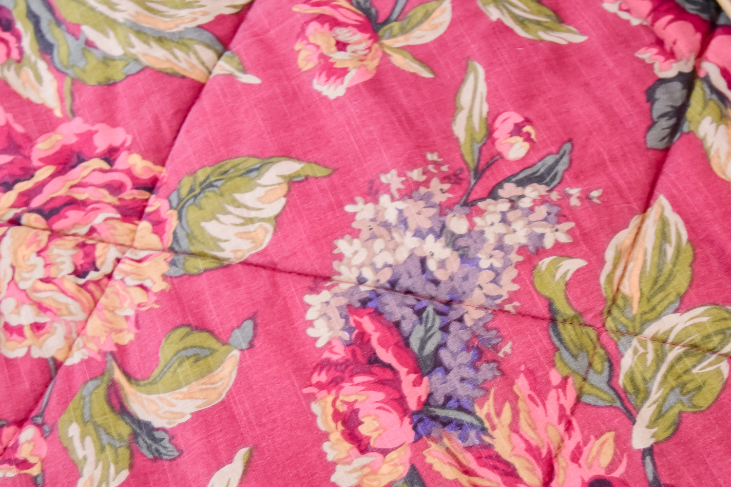 Queen Size Bedding Ensemble