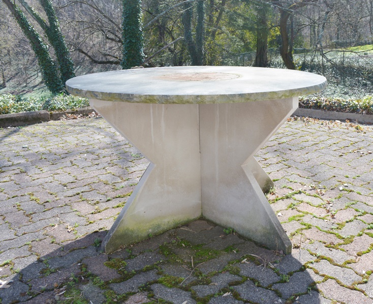 Modern Round Concrete Patio Table