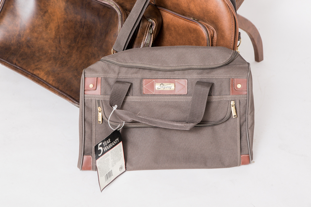 Wood Luggage Rack with Luggage