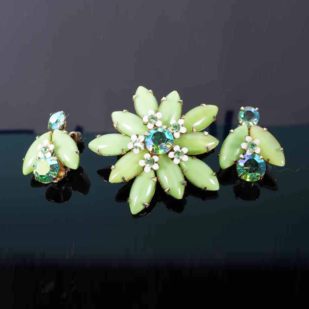 Vintage Weiss Costume Demi-Parure