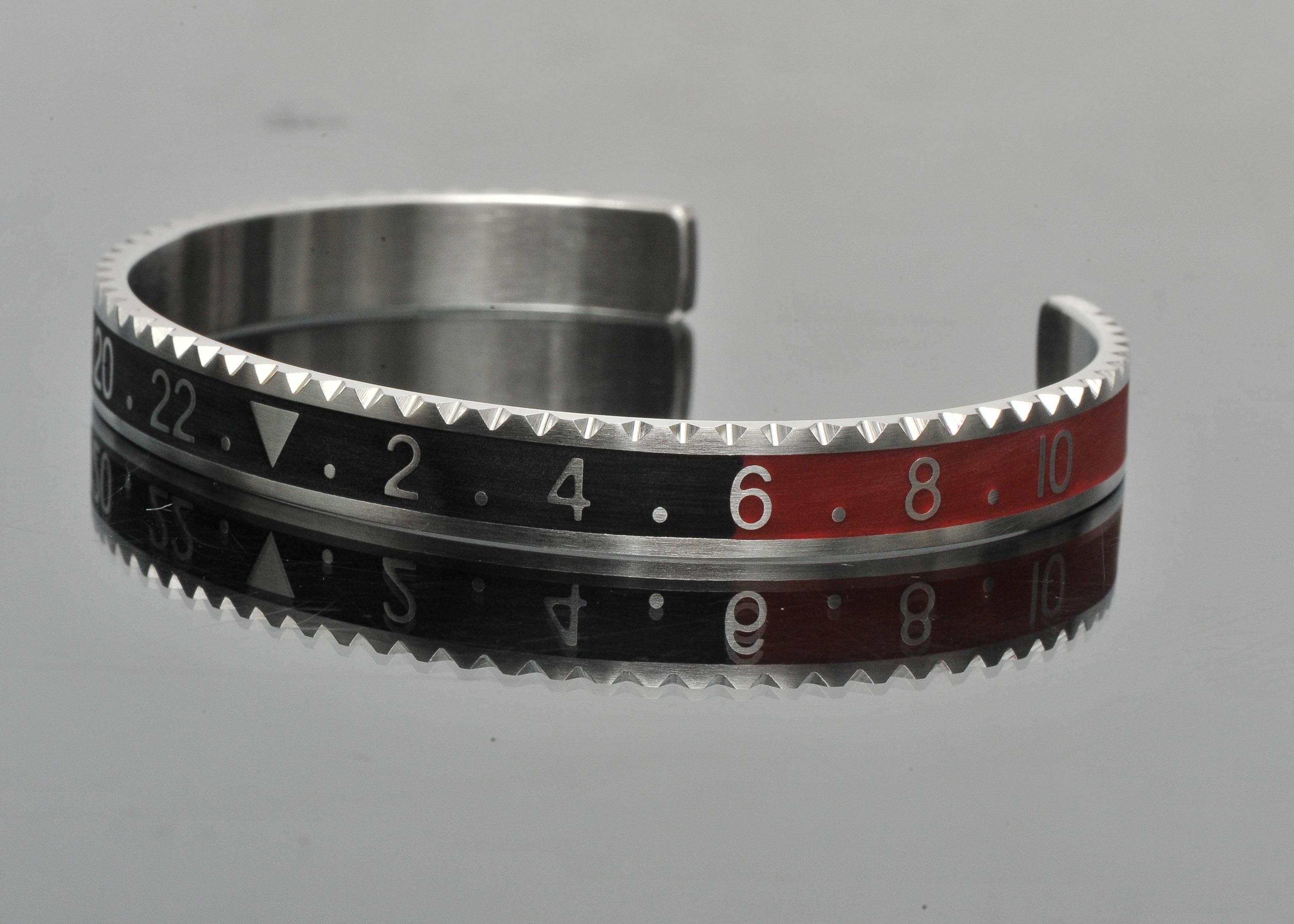 Nickel Cuff Bracelet in Black and Red