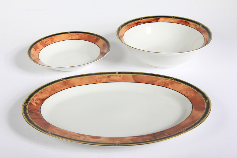 Retroneu "Wood Garland" Fine China Dishware Set