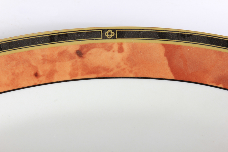 Retroneu "Wood Garland" Fine China Dishware Set