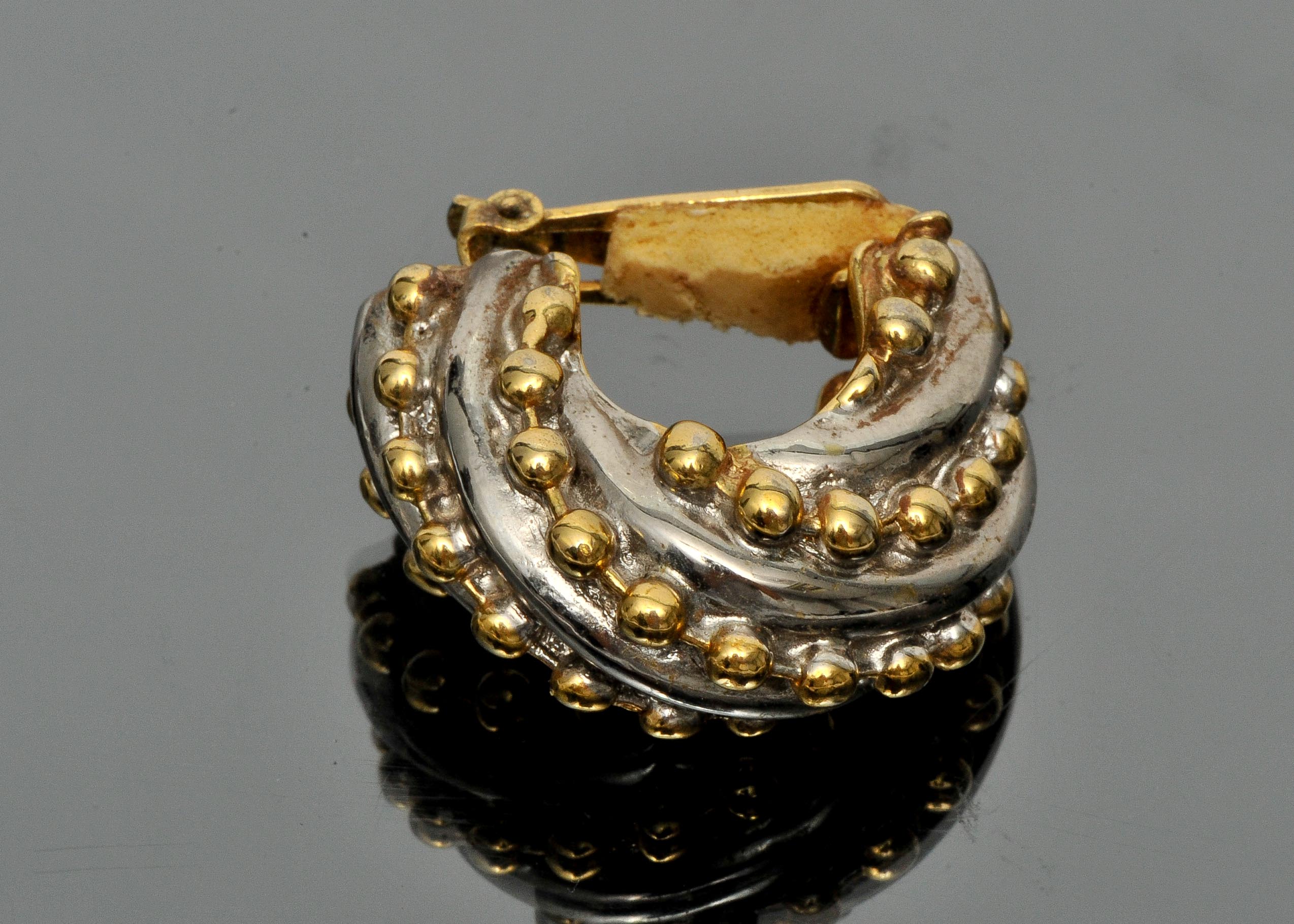 Les Bernard Vintage Clip On Earrings