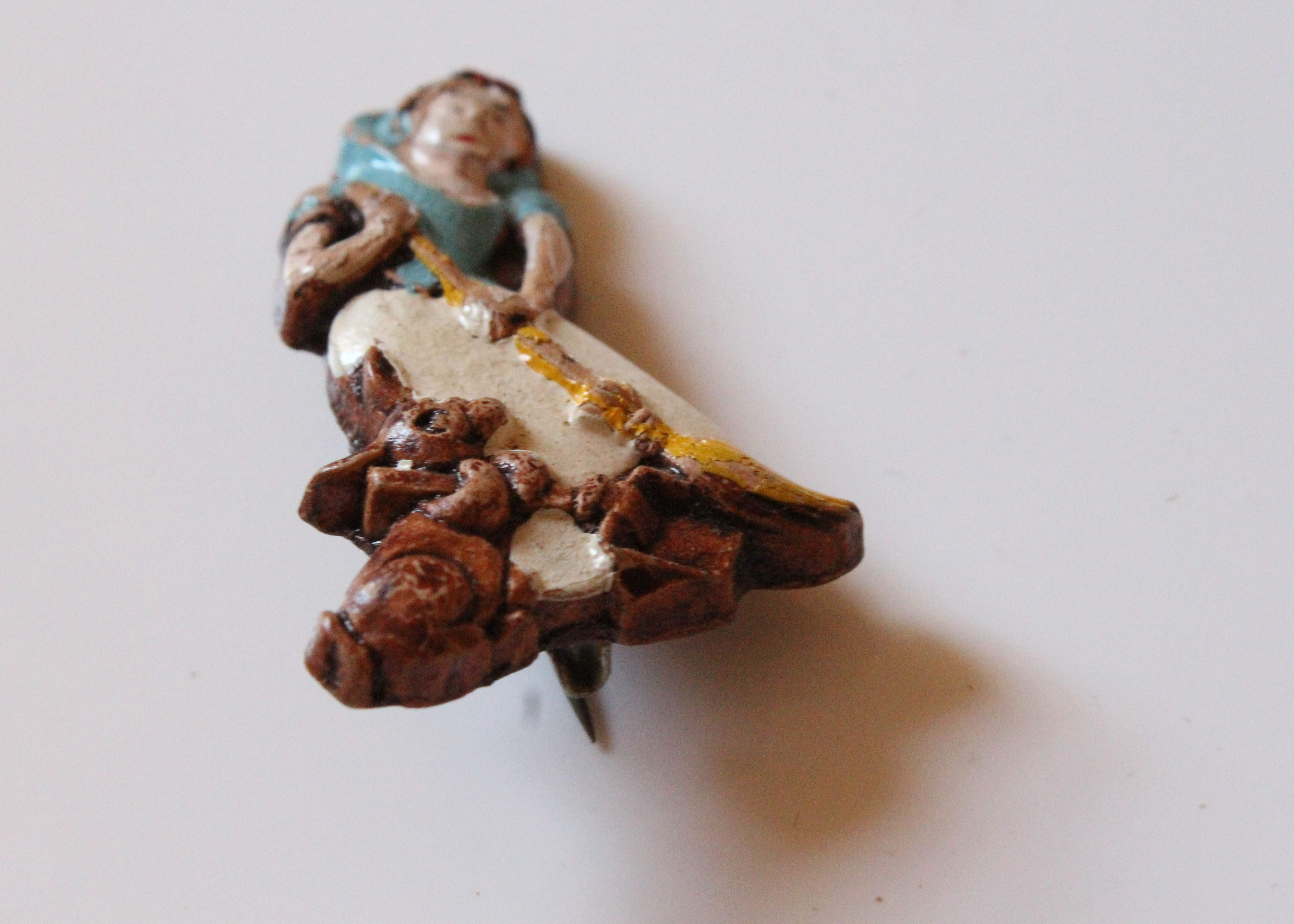 Vintage 1938 Disney "Snow White" Pin