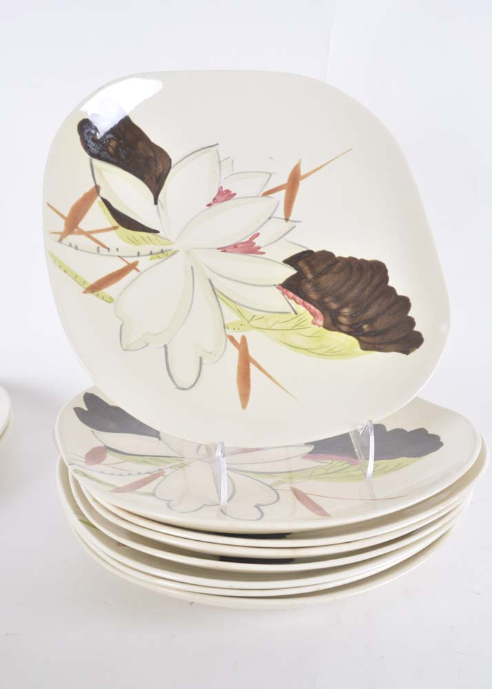 Red Wing Lotus Chartreuse Service for Eight