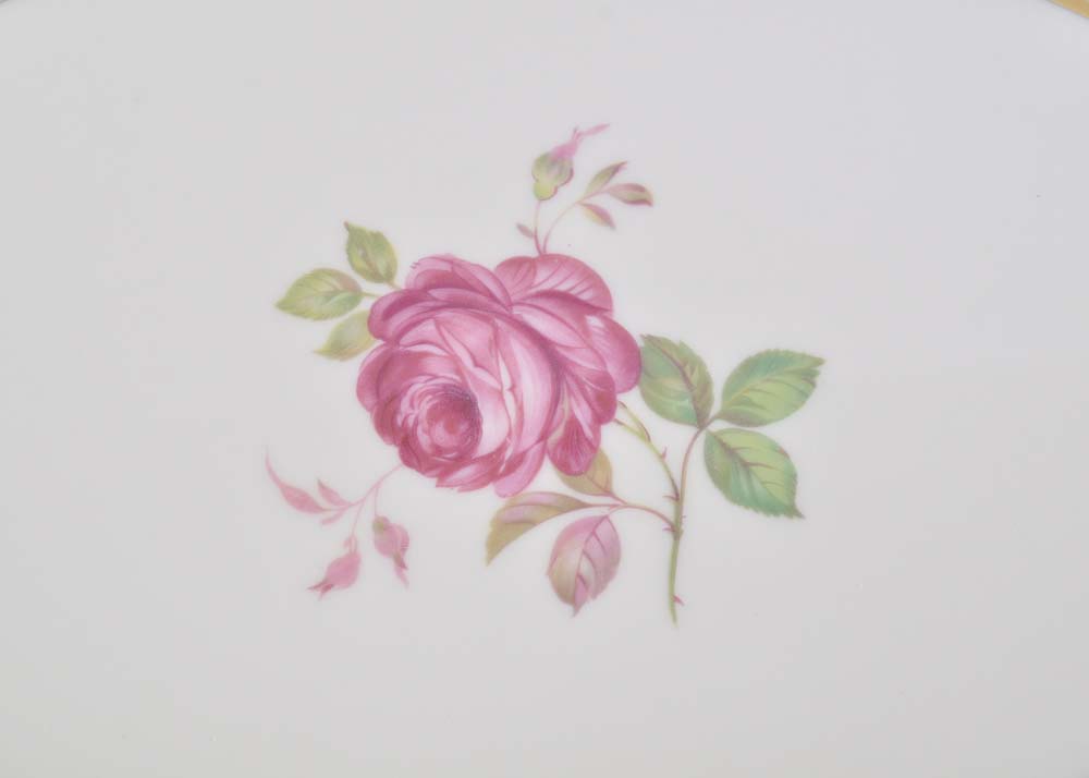 Dolly Madison by Castleton Serving Pieces