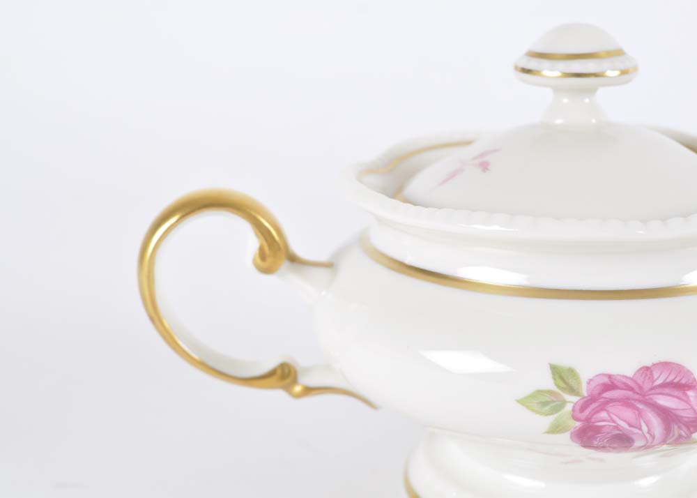 Dolly Madison by Castleton Serving Pieces