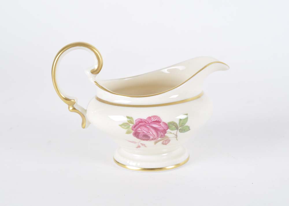 Dolly Madison by Castleton Serving Pieces