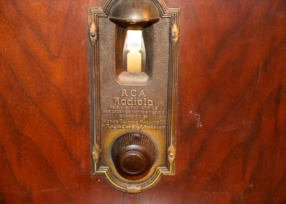 Circa 1928 RCA Victor Victrola Electrola