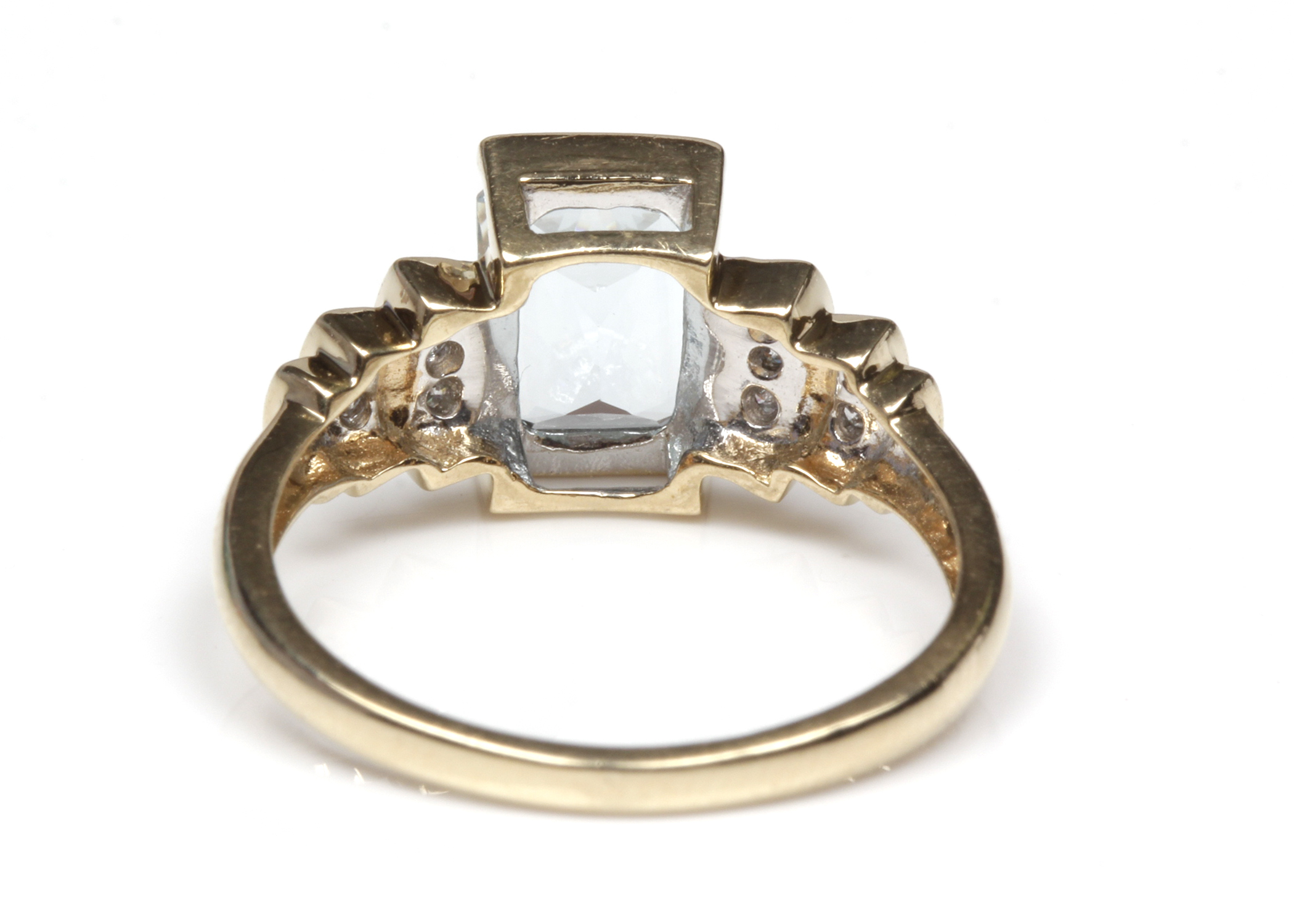 14K Yellow Gold Aquamarine and Diamond Ring