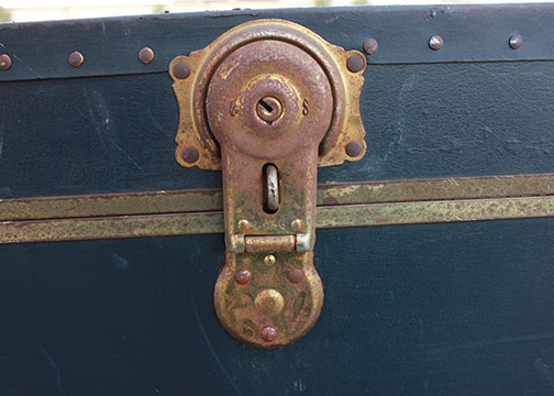 Vintage Long Lock Substantial Foot Locker