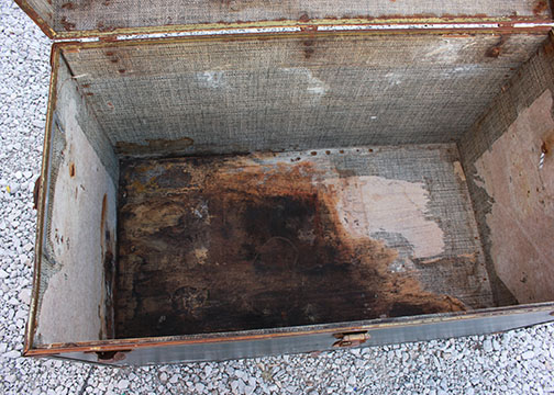 Vintage Long Lock Substantial Foot Locker