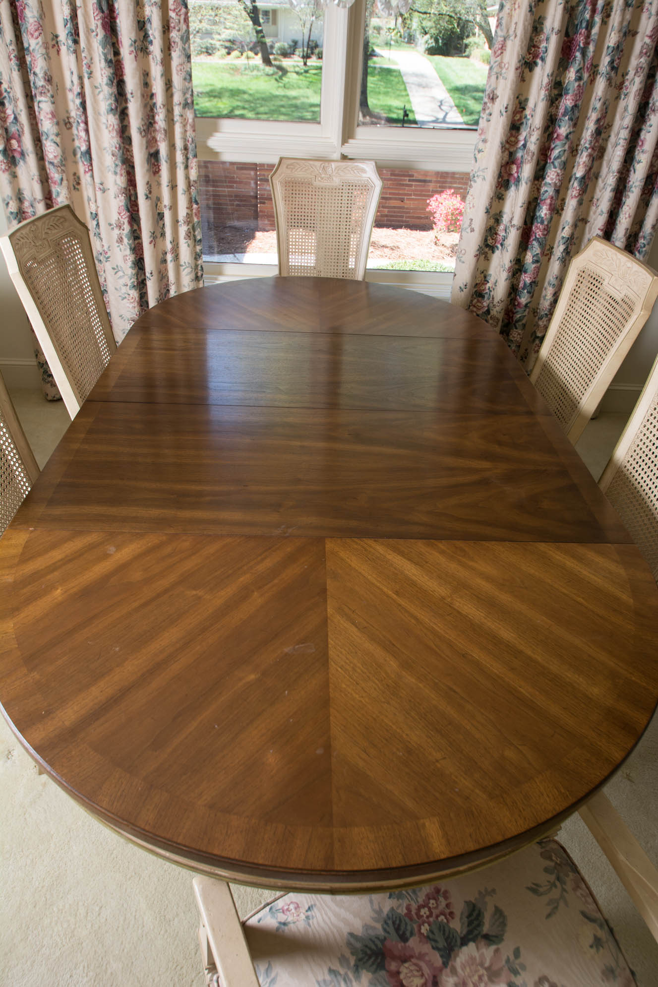 French Provincial Style Dining Table by Drexel