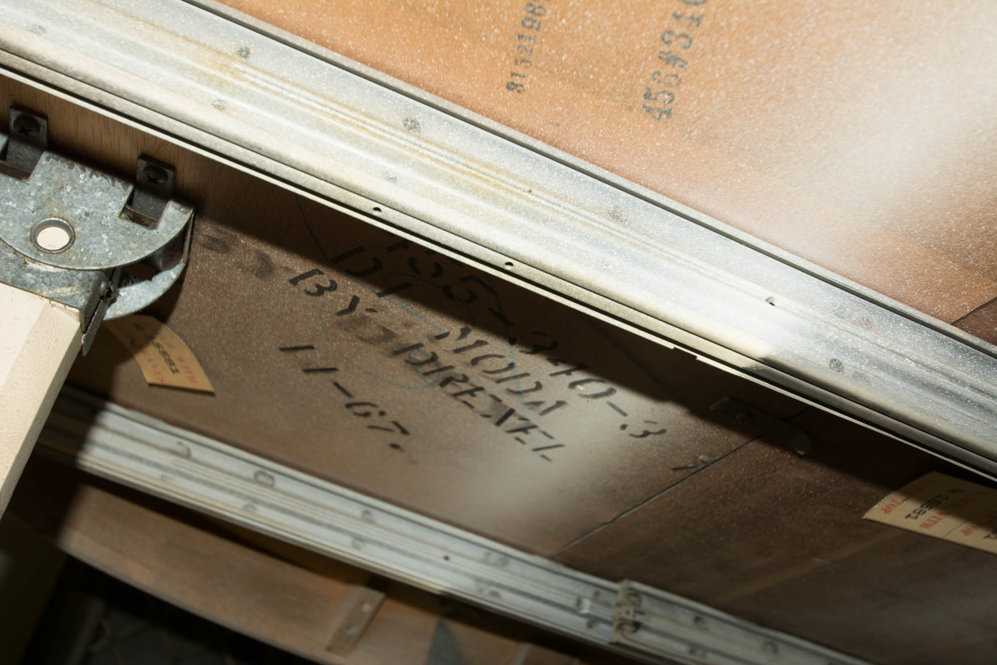 French Provincial Style Dining Table by Drexel