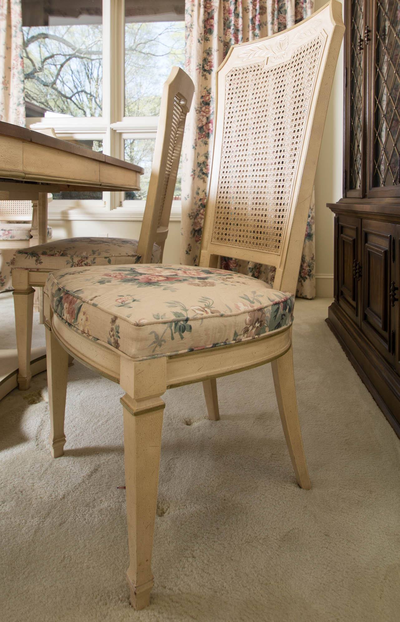 French Provincial Style Dining Table by Drexel