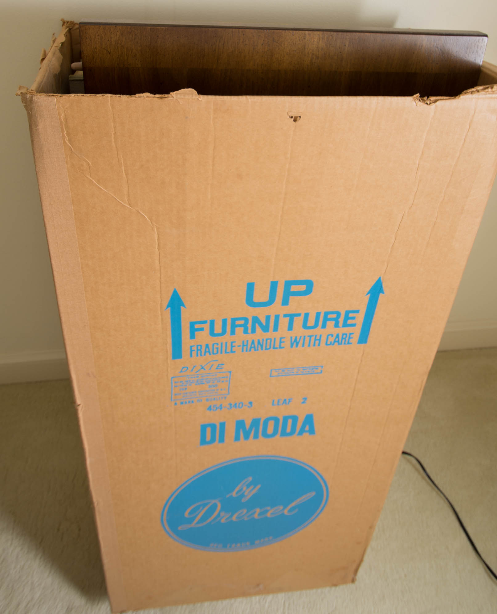 French Provincial Style Dining Table by Drexel