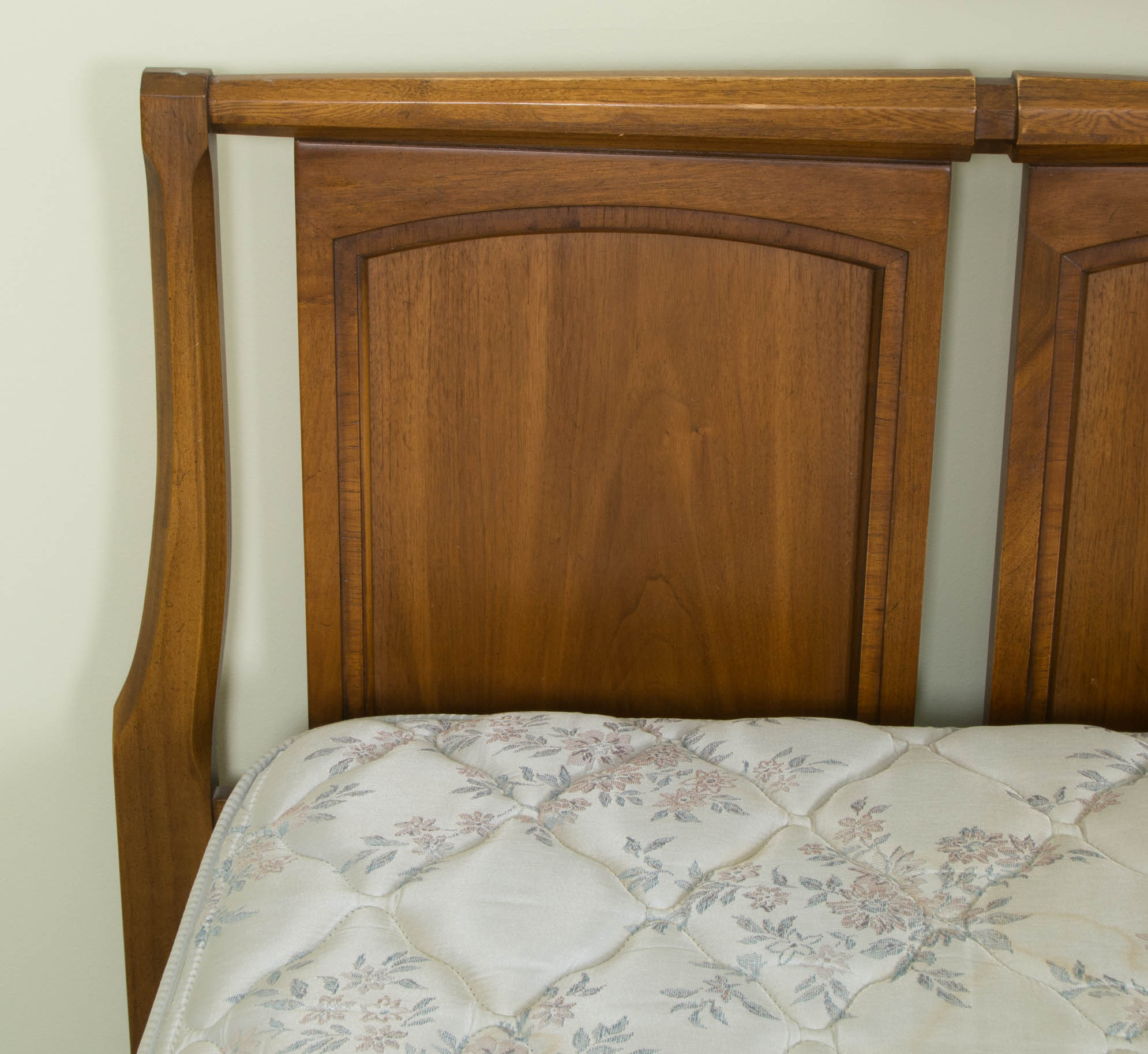 White Fine Furniture King Size Headboard