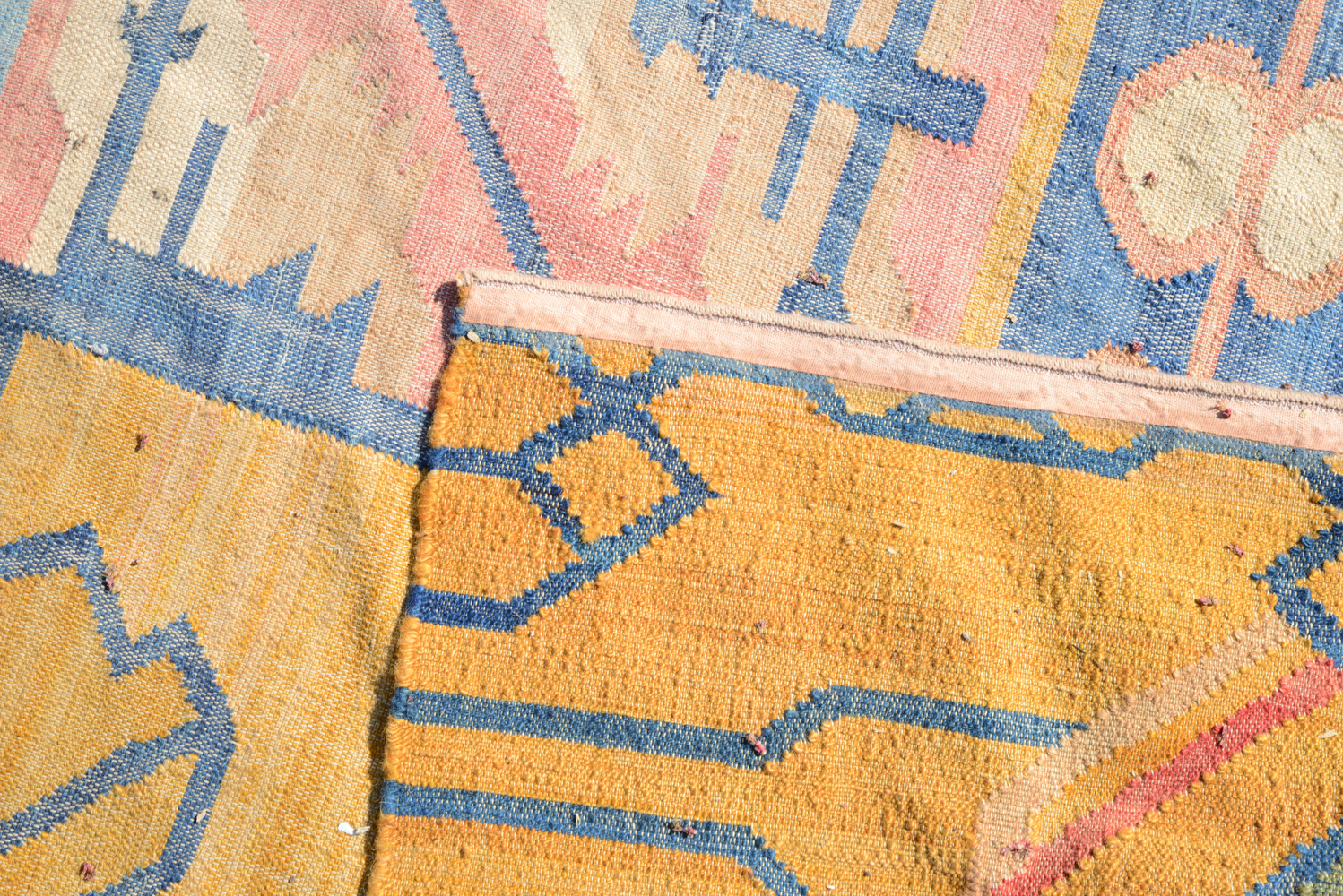 Handwoven Flatweave Indian Wool Dhurrie Rug