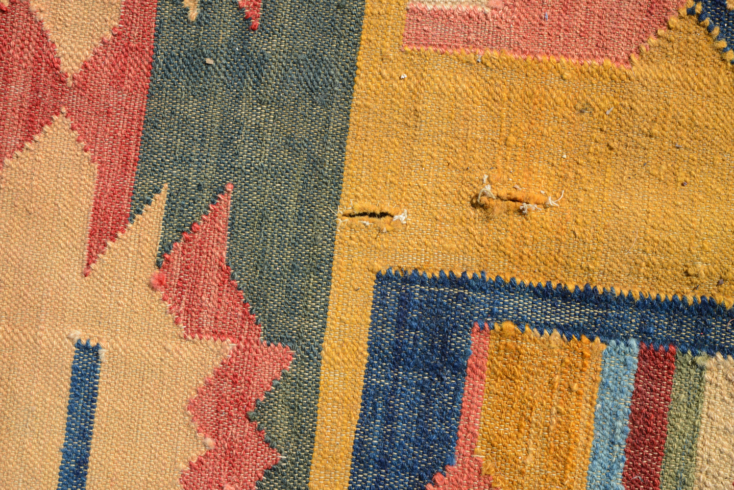 Handwoven Flatweave Indian Wool Dhurrie Rug