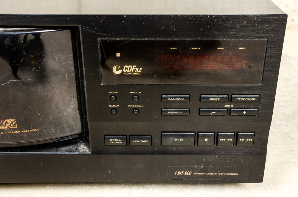 Pioneer CD Player