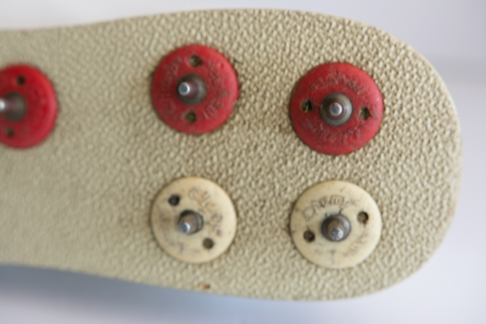 Vintage New Castle Golf Shoes Size 7.5