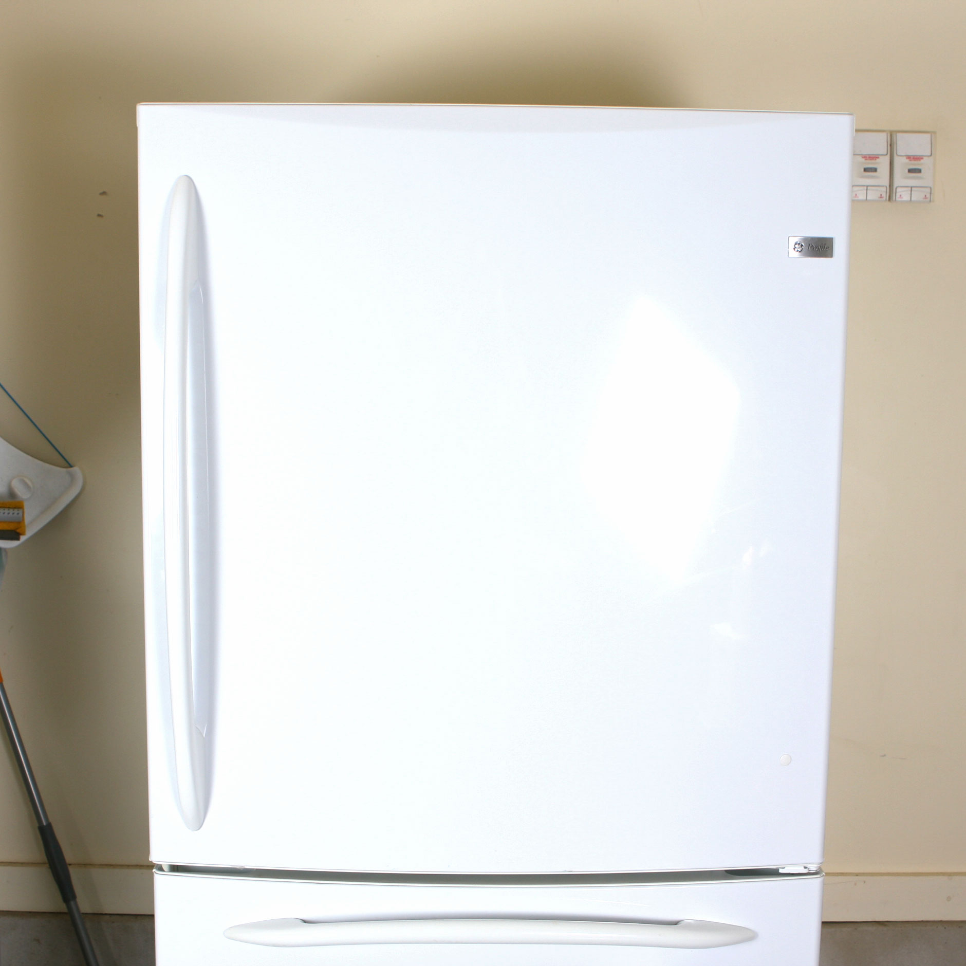 General Electric Profile Refrigerator