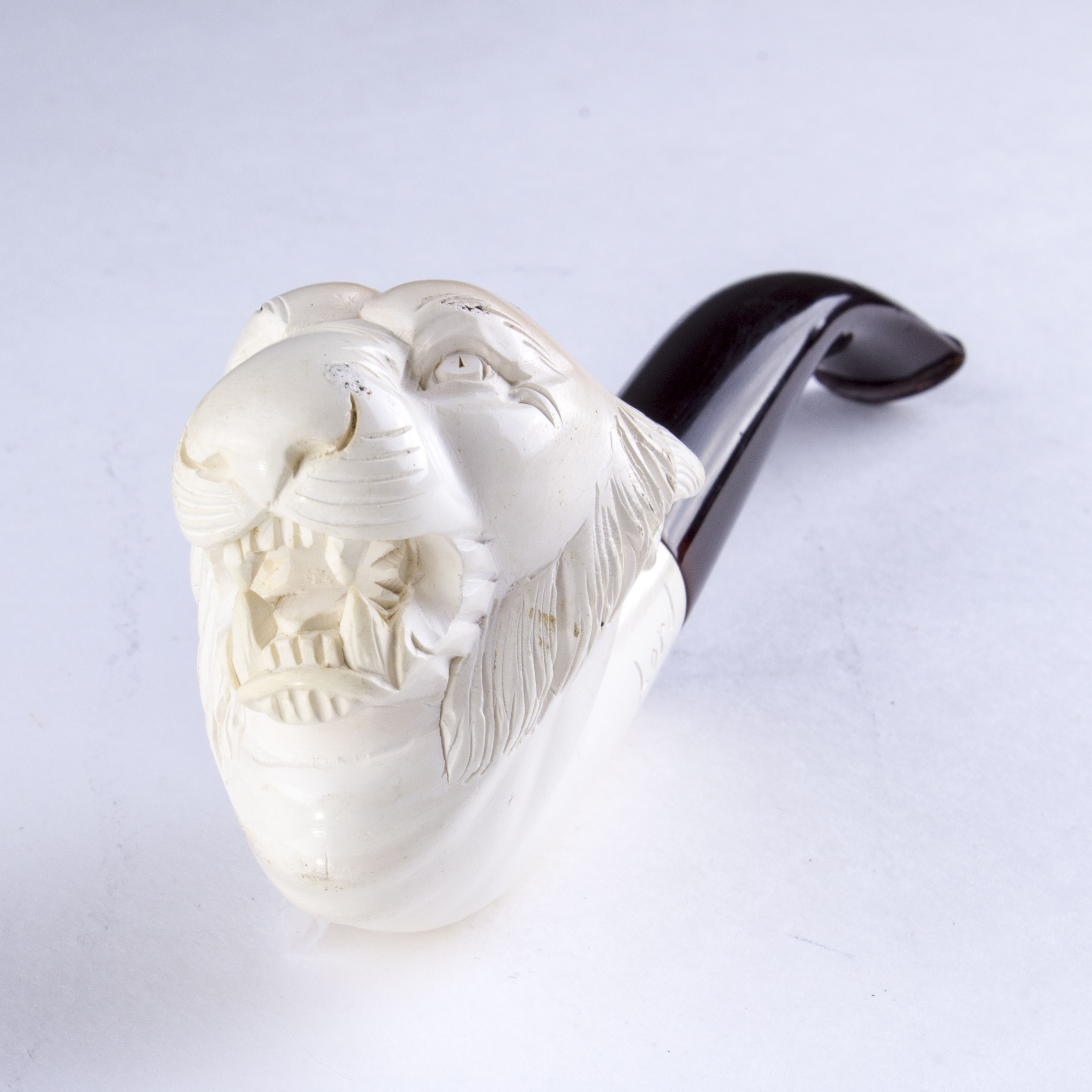 Vintage Hand Carved and Signed Lion Head Meerschaum Pipe