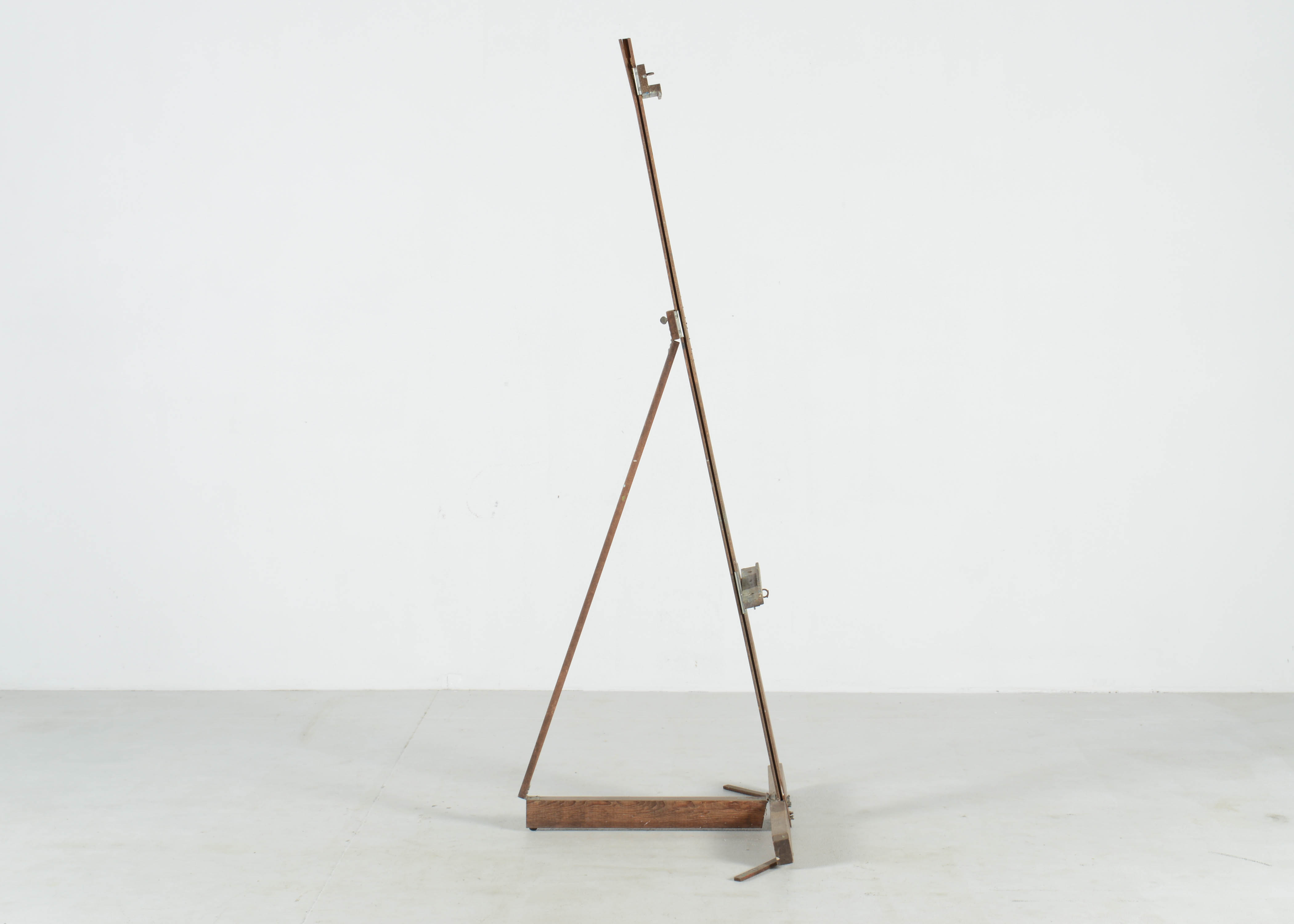 Vintage Grumbacher Wooden Artist Easel