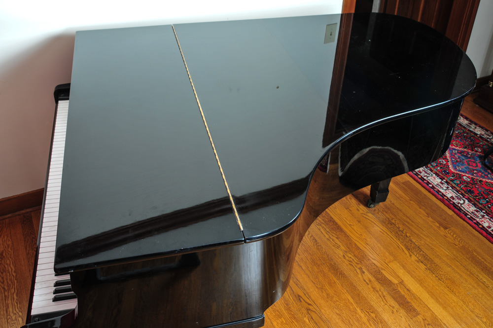 1976 Yamaha No. G3 Grand Piano