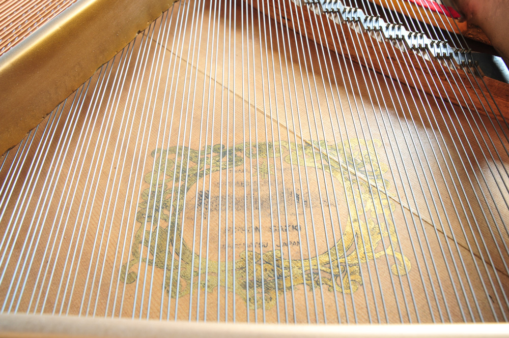 1976 Yamaha No. G3 Grand Piano